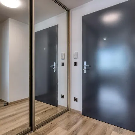 Top City View From 23rd Floor - Parking Included